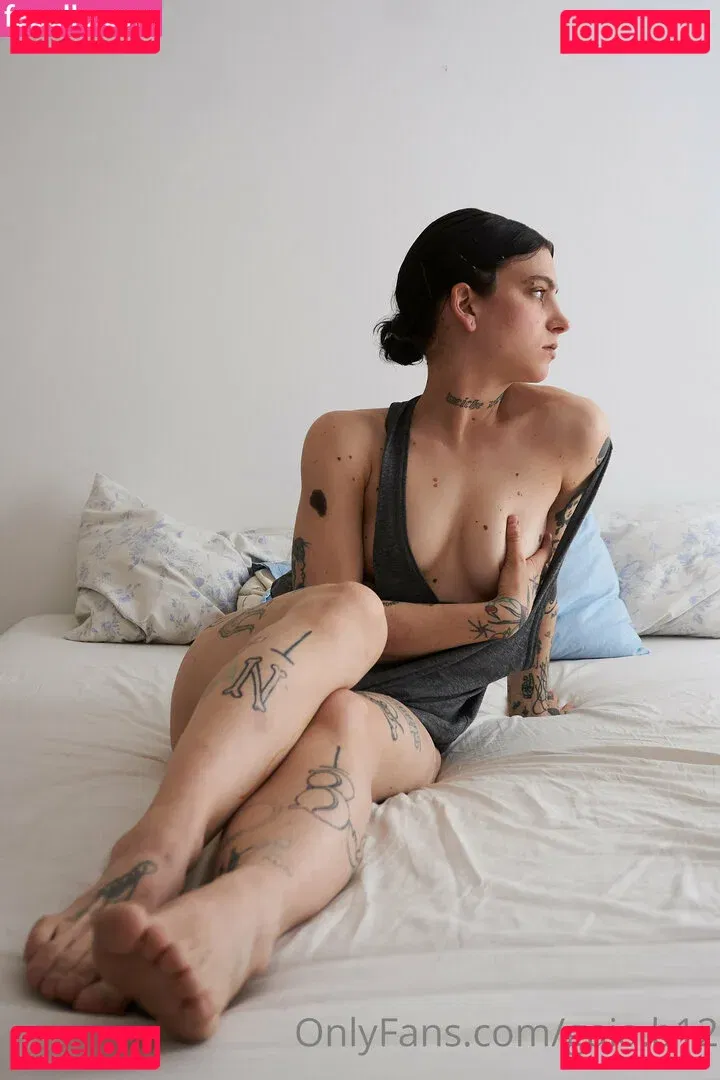 gaia.b12 Onlyfans Photo Gallery 