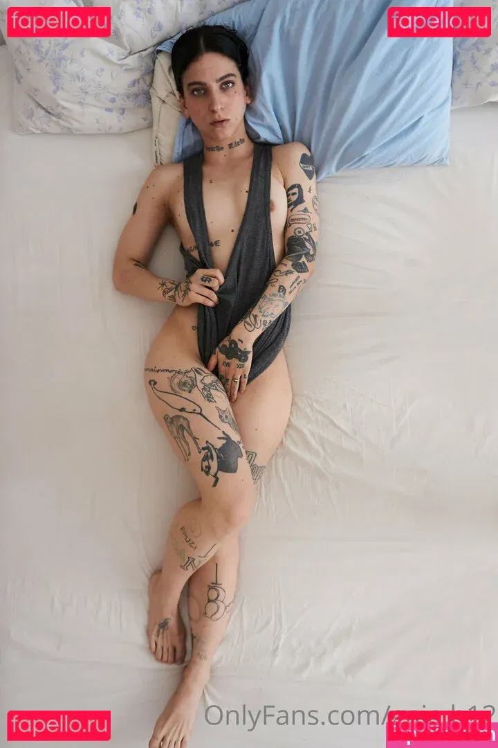 gaia.b12 Onlyfans Photo Gallery 