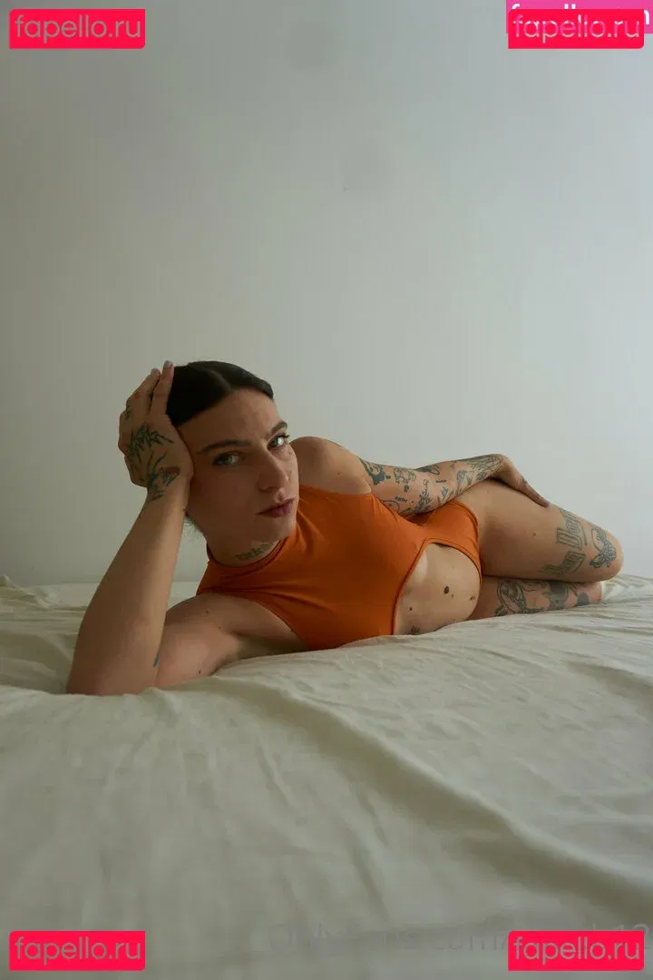 gaia.b12 Onlyfans Photo Gallery 