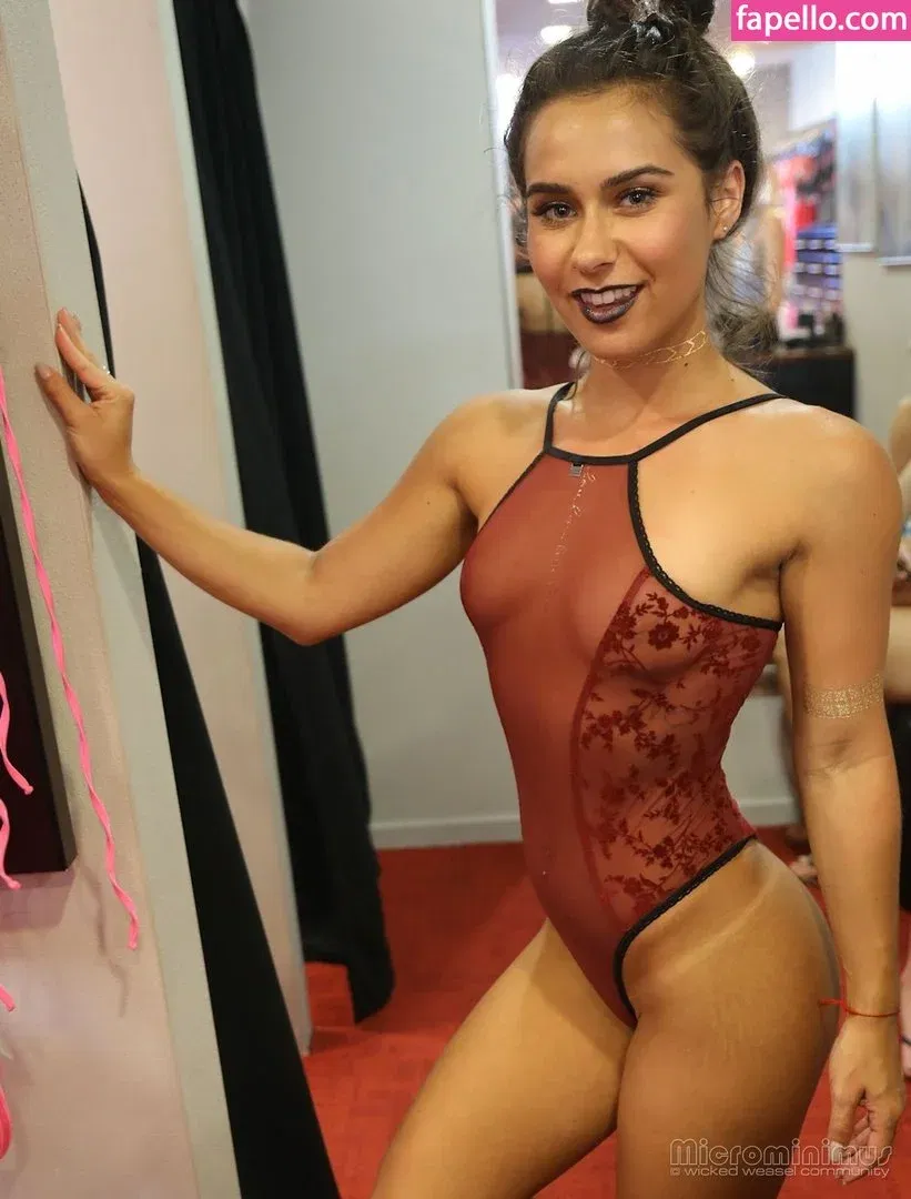 Janeece Sinclair Onlyfans Photo Gallery 