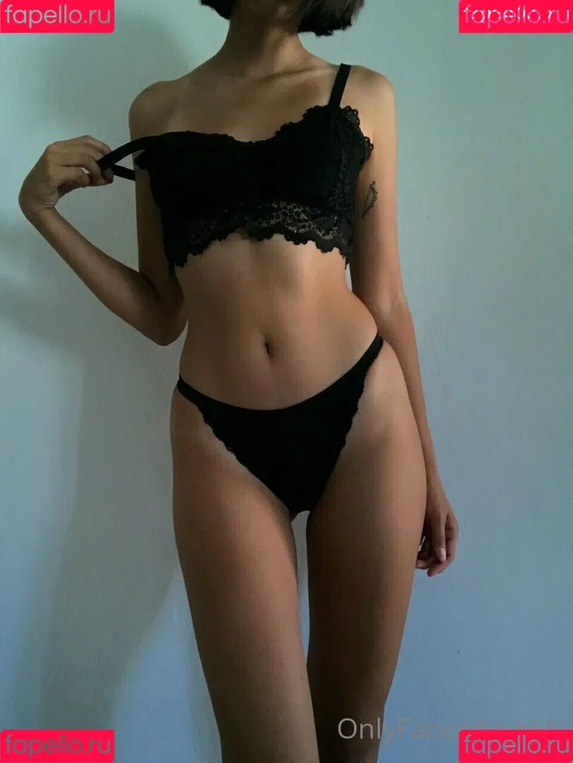 vikkkess Onlyfans Photo Gallery 
