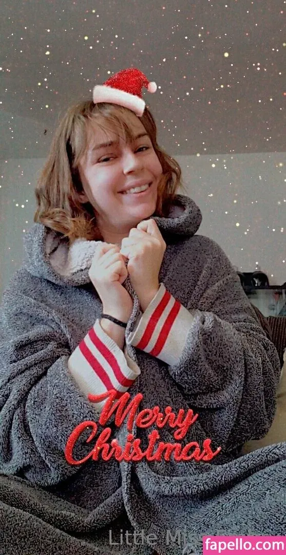 littlemissembry Onlyfans Photo Gallery 