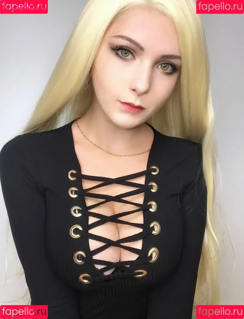 Nikachi Nika Kotova Onlyfans Photo Gallery 