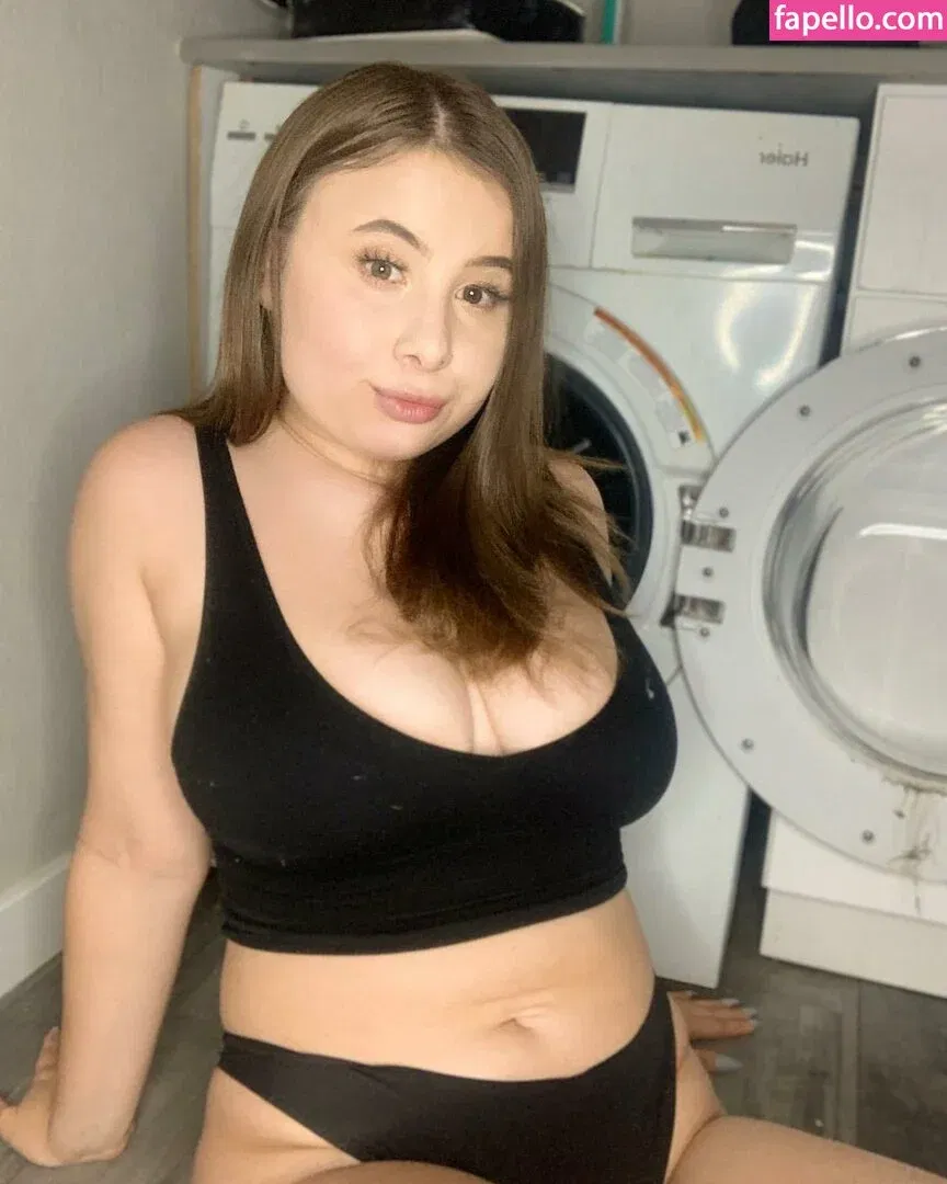 cravinravenn Onlyfans Photo Gallery 