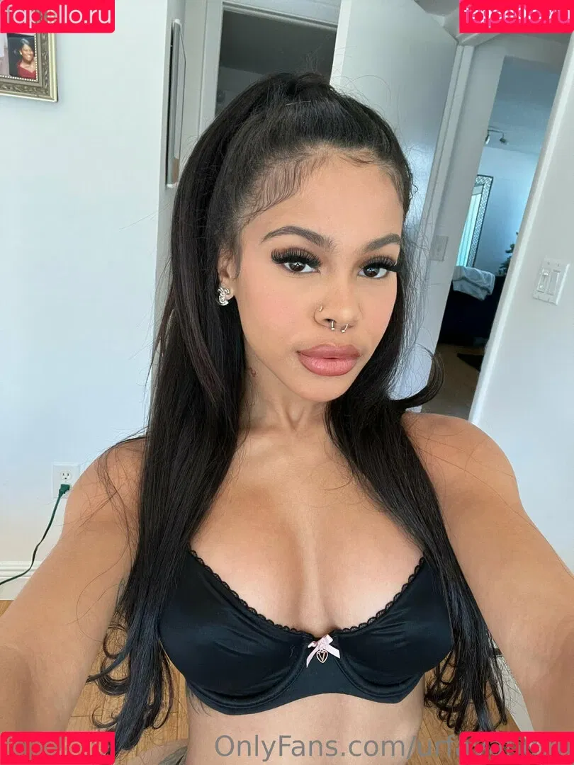 urfavangell Onlyfans Photo Gallery 