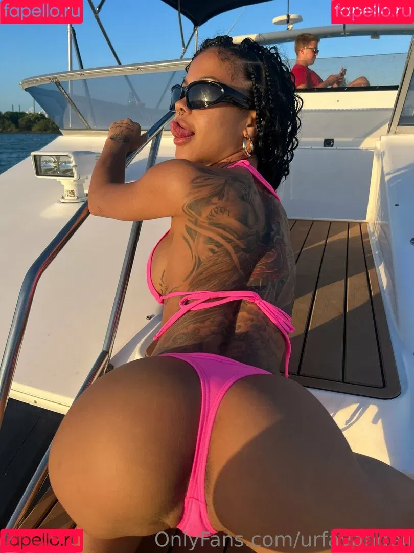 urfavangell Onlyfans Photo Gallery 