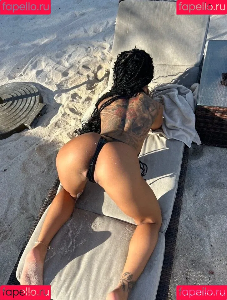 urfavangell Onlyfans Photo Gallery 