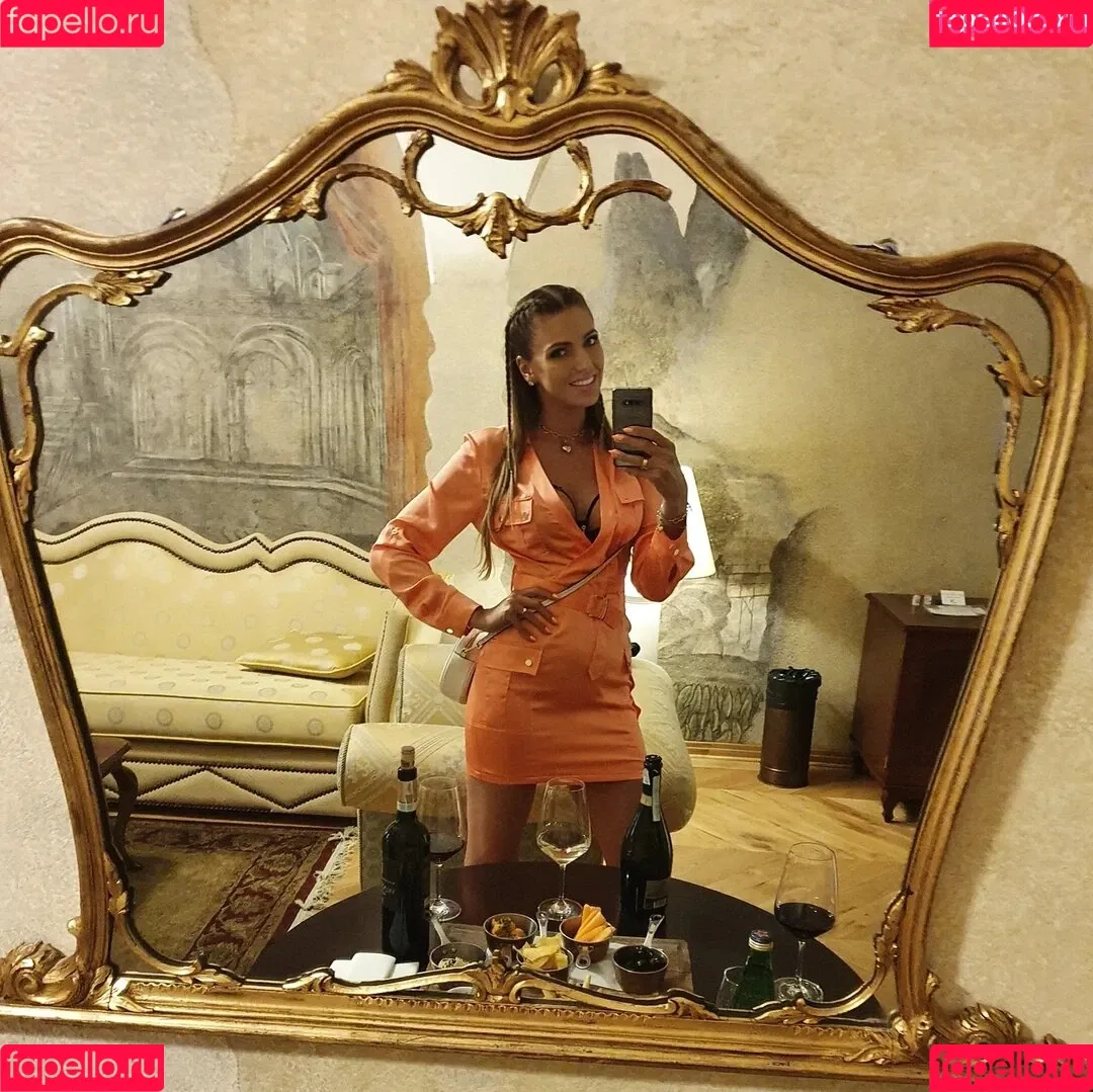 urfavangell Onlyfans Photo Gallery 