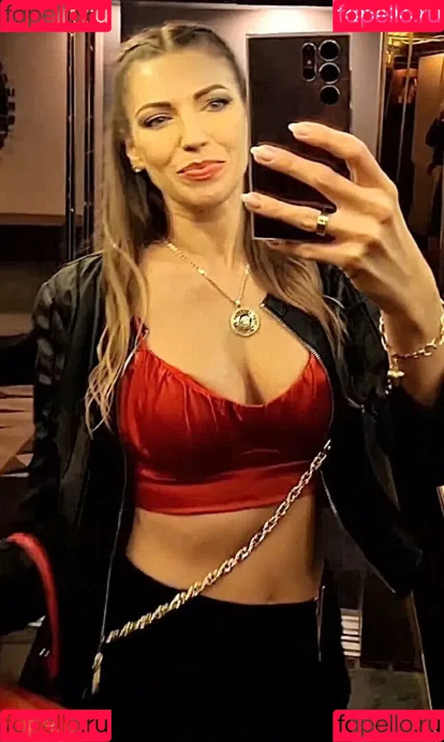 urfavangell Onlyfans Photo Gallery 