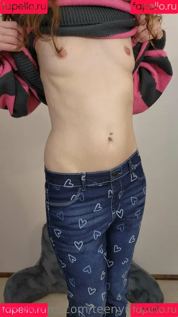 teenynerdnora Onlyfans Photo Gallery 