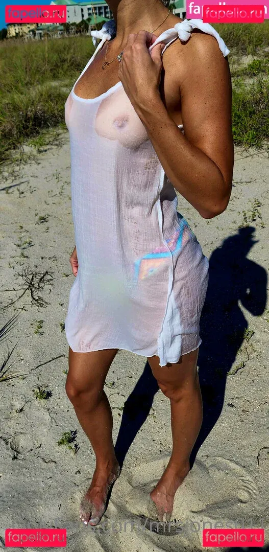 mrsjones011 Onlyfans Photo Gallery 