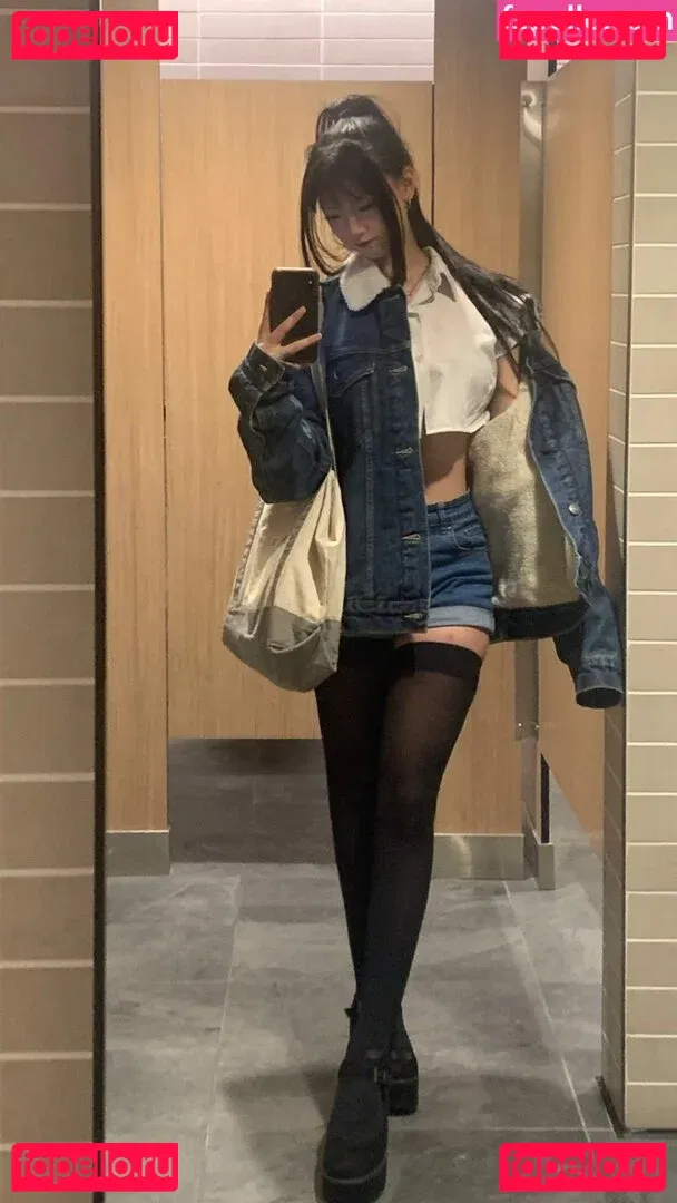 xji3lan Onlyfans Photo Gallery 