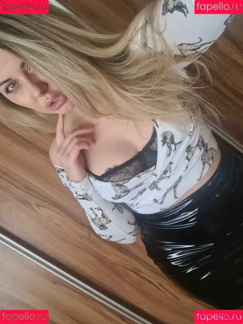 polishloca Onlyfans Photo Gallery 
