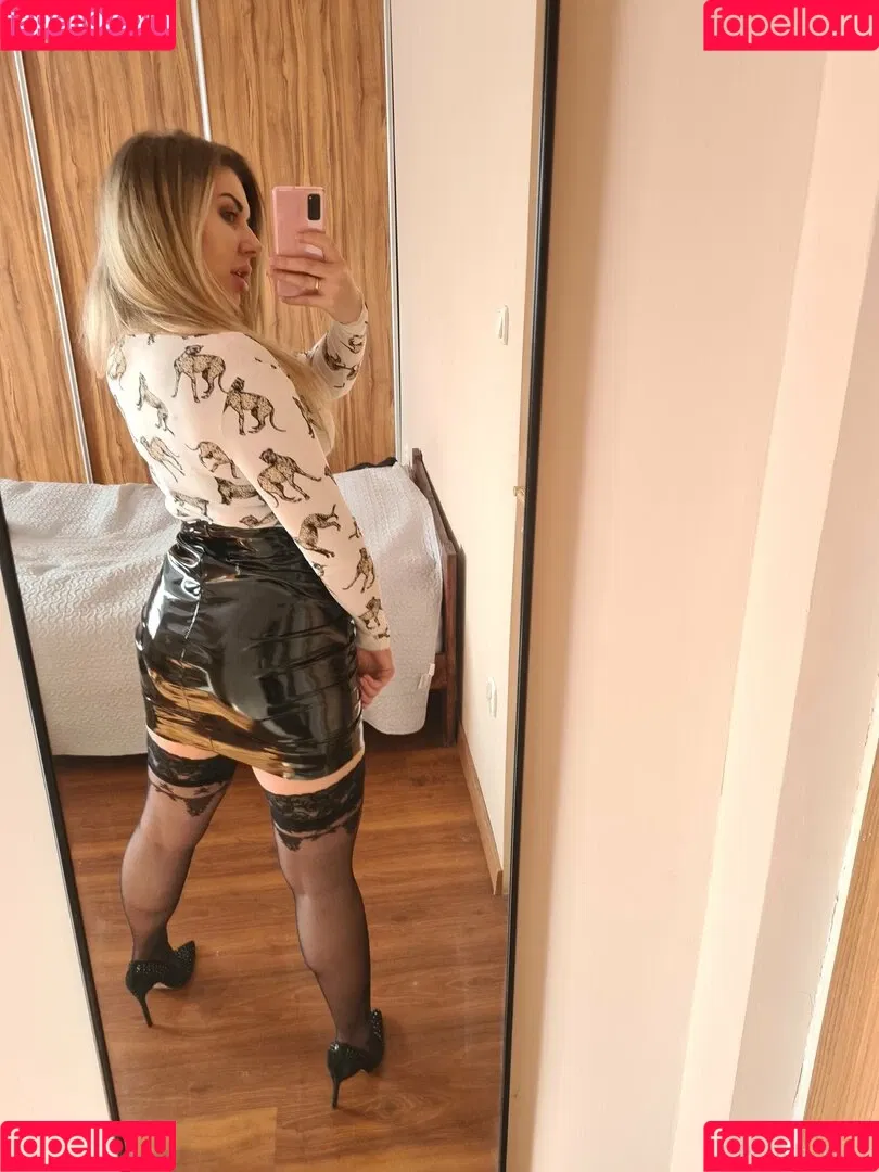 polishloca Onlyfans Photo Gallery 