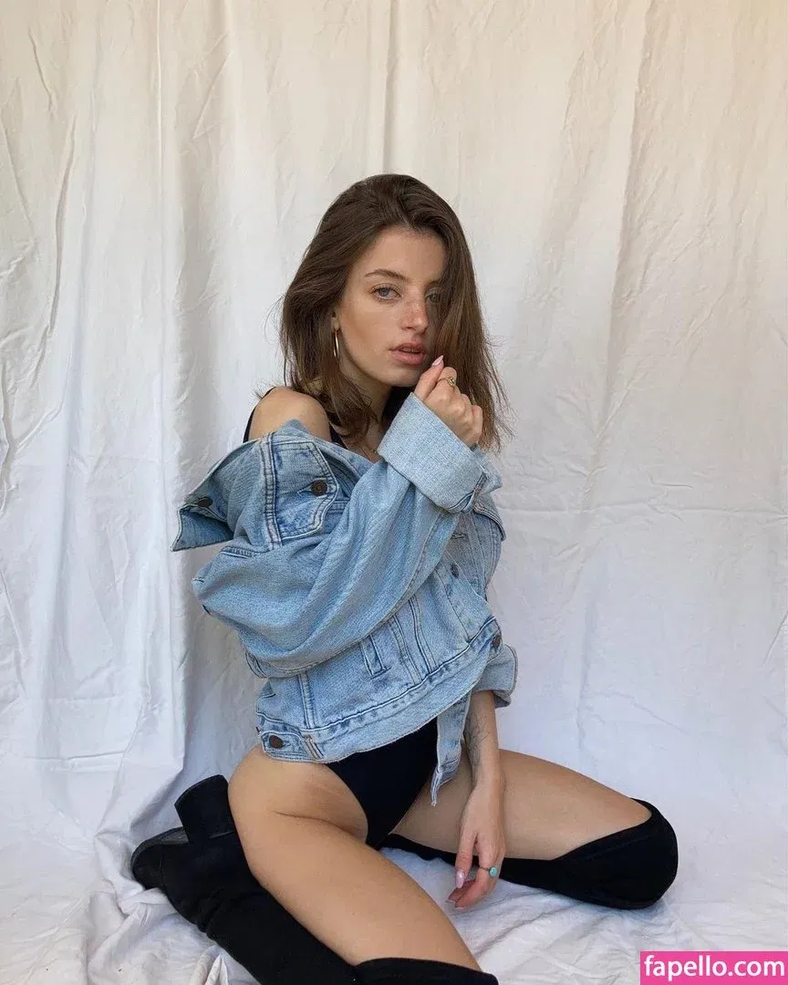 Noga Etkin Onlyfans Photo Gallery 