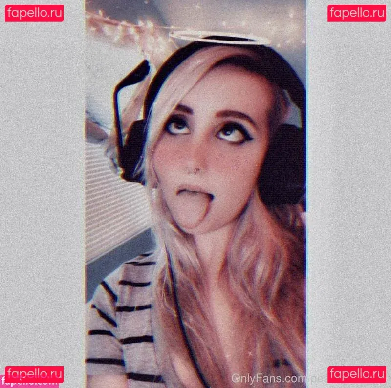 Peach Necctar Onlyfans Photo Gallery 