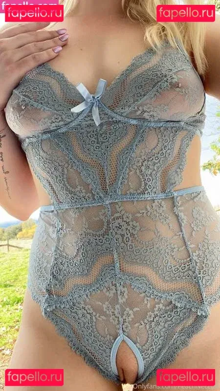 Peach Necctar Onlyfans Photo Gallery 