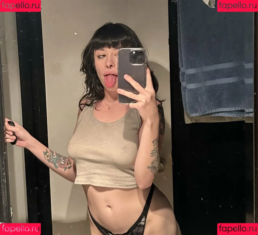 Strawberry_bb Onlyfans Photo Gallery 