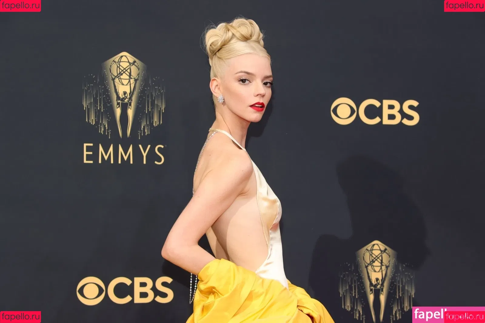 Anya Taylor-Joy Onlyfans Photo Gallery 