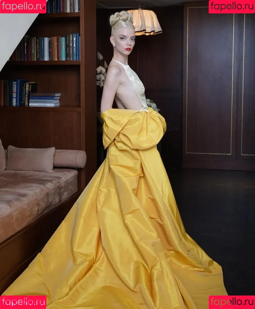 Anya Taylor-Joy Onlyfans Photo Gallery 