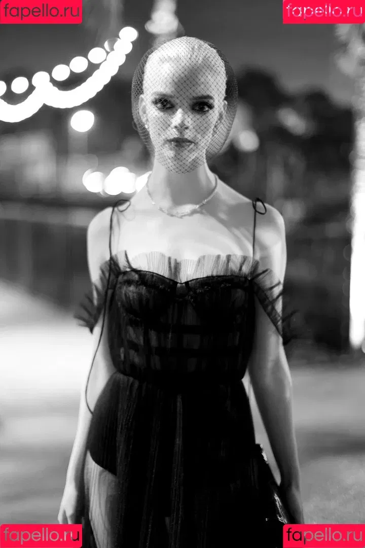 Anya Taylor-Joy Onlyfans Photo Gallery 