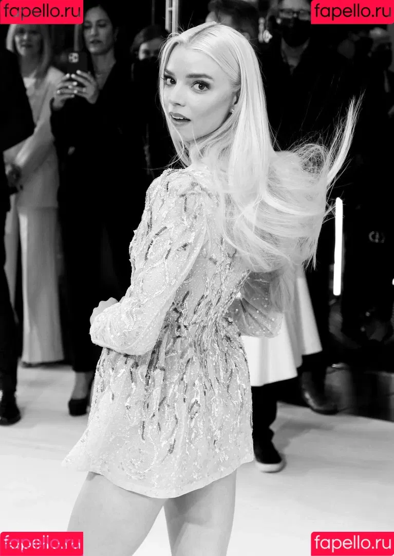 Anya Taylor-Joy Onlyfans Photo Gallery 