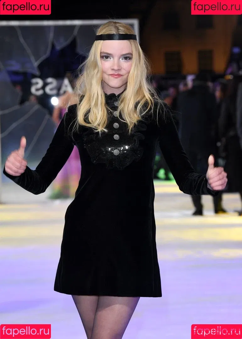Anya Taylor-Joy Onlyfans Photo Gallery 