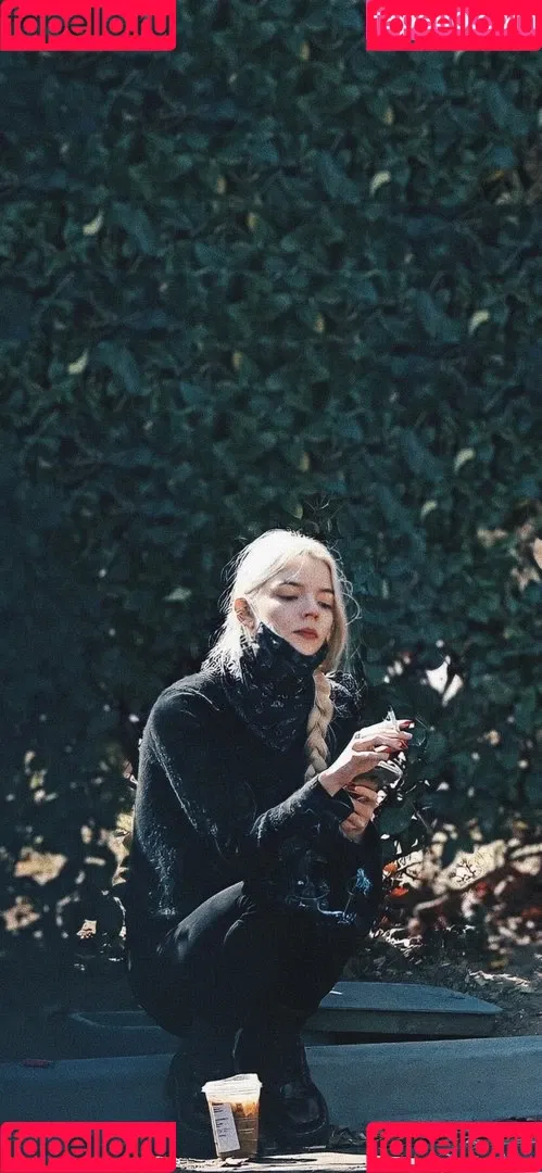 Anya Taylor-Joy Onlyfans Photo Gallery 