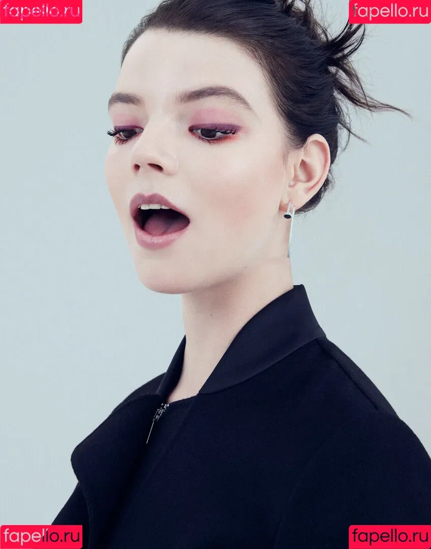 Anya Taylor-Joy Onlyfans Photo Gallery 