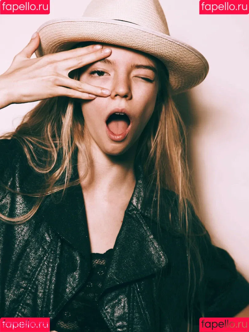 Anya Taylor-Joy Onlyfans Photo Gallery 