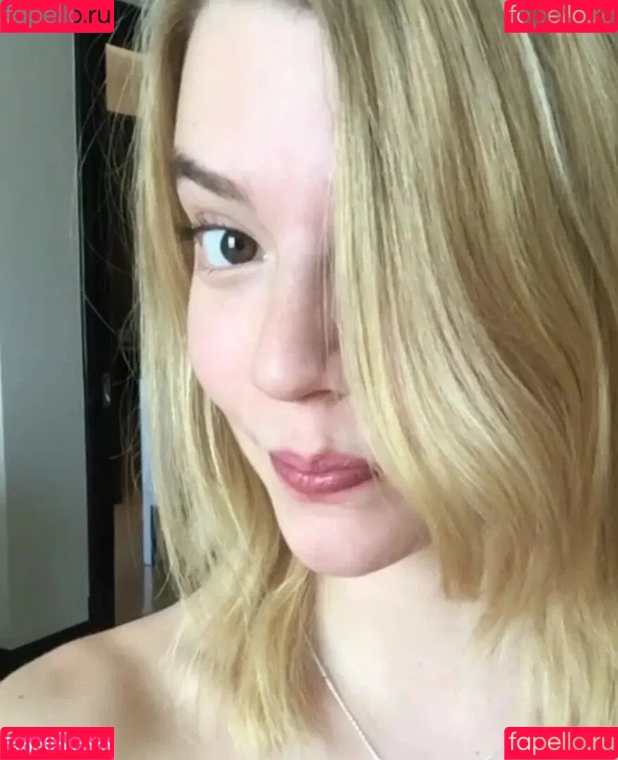 Anya Taylor-Joy Onlyfans Photo Gallery 