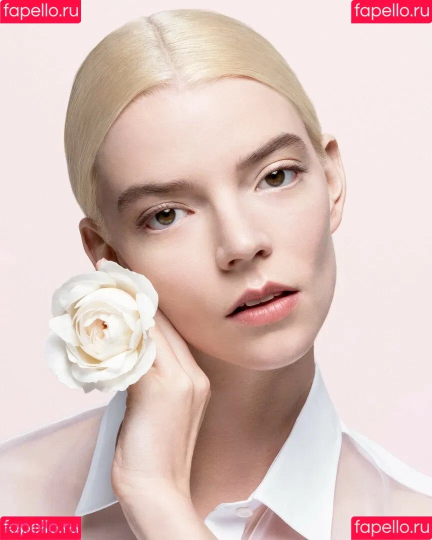 Anya Taylor-Joy Onlyfans Photo Gallery 