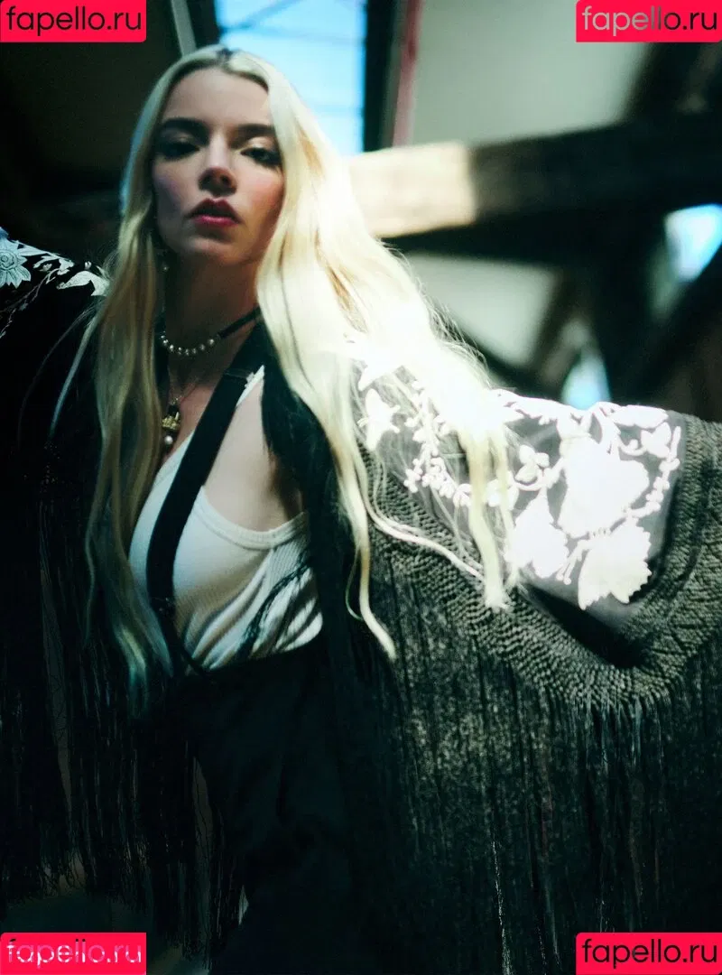 Anya Taylor-Joy Onlyfans Photo Gallery 