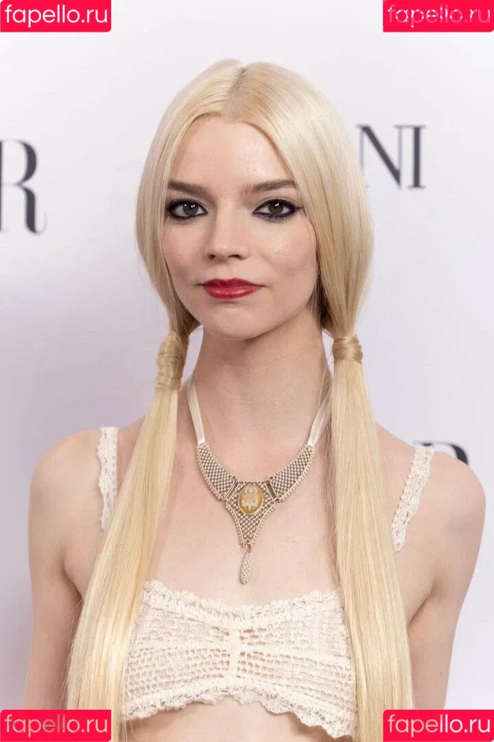 Anya Taylor-Joy Onlyfans Photo Gallery 