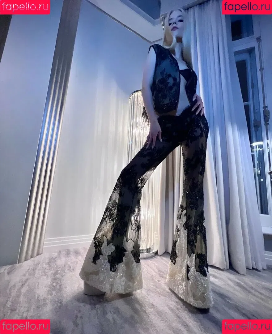 Anya Taylor-Joy Onlyfans Photo Gallery 
