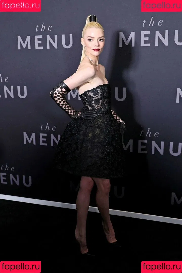 Anya Taylor-Joy Onlyfans Photo Gallery 