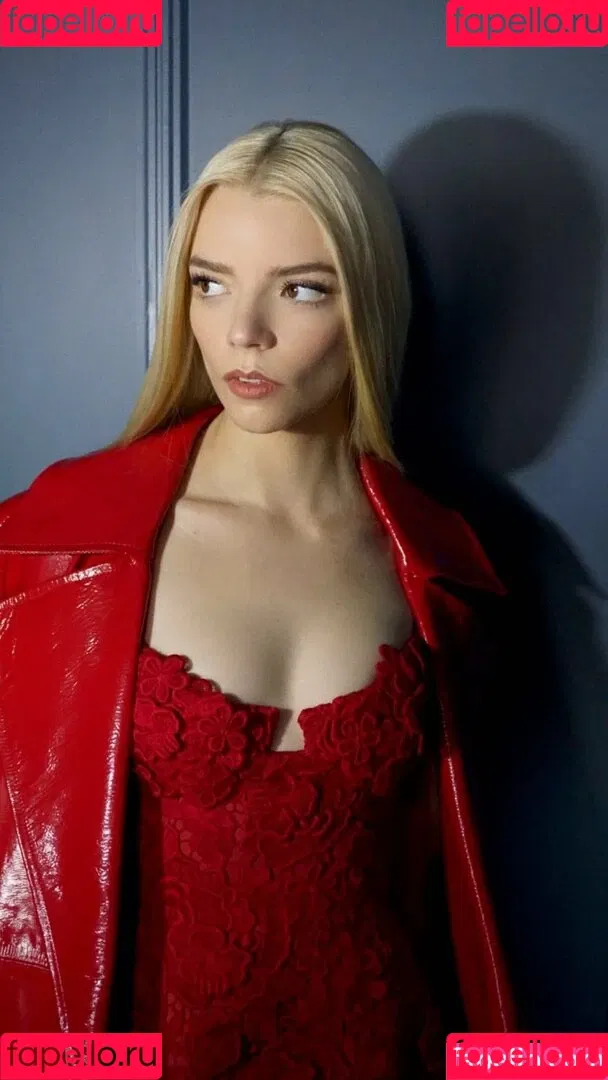 Anya Taylor-Joy Onlyfans Photo Gallery 