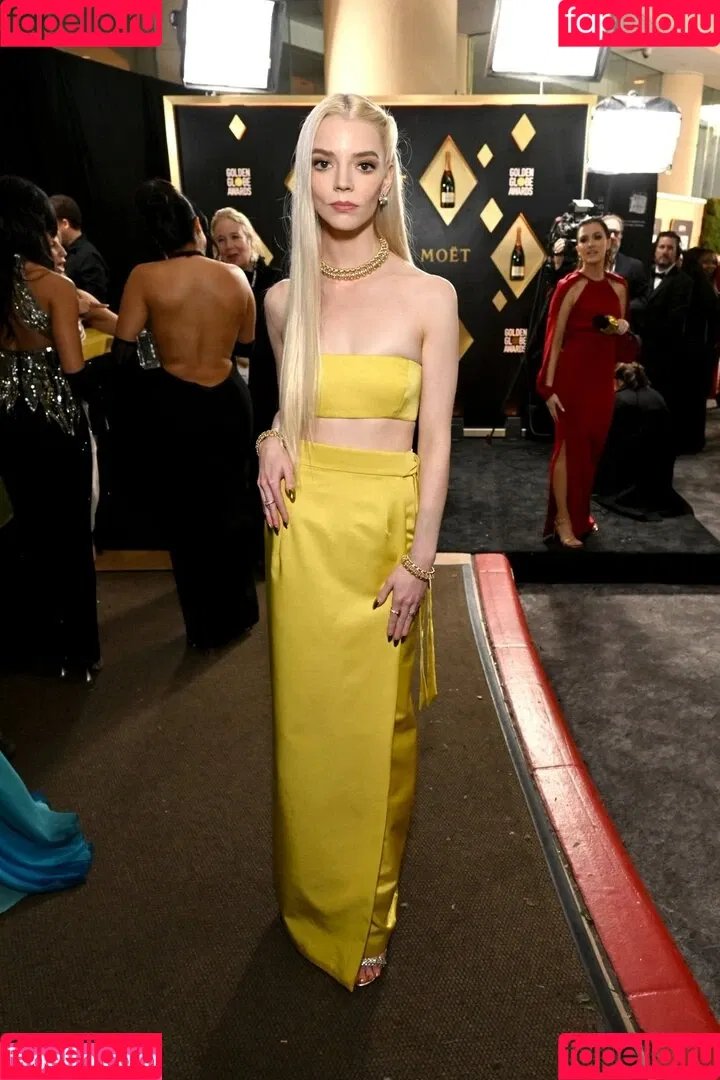 Anya Taylor-Joy Onlyfans Photo Gallery 