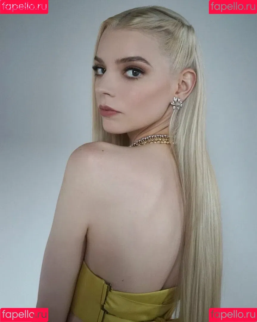 Anya Taylor-Joy Onlyfans Photo Gallery 