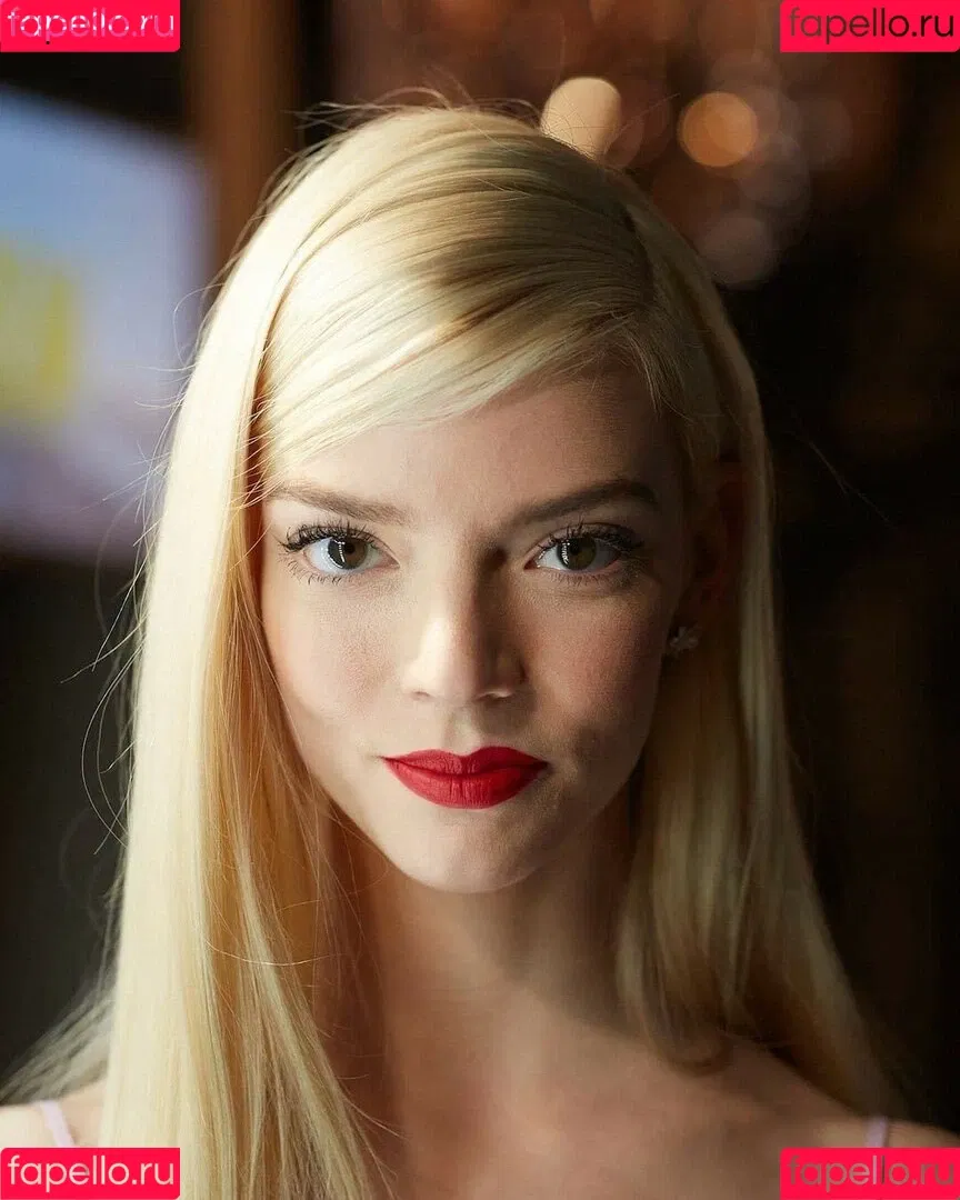 Anya Taylor-Joy Onlyfans Photo Gallery 
