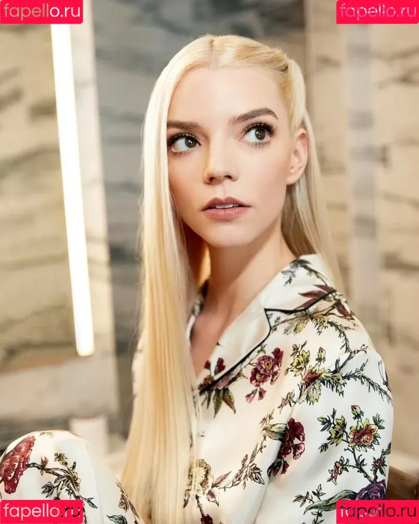 Anya Taylor-Joy Onlyfans Photo Gallery 