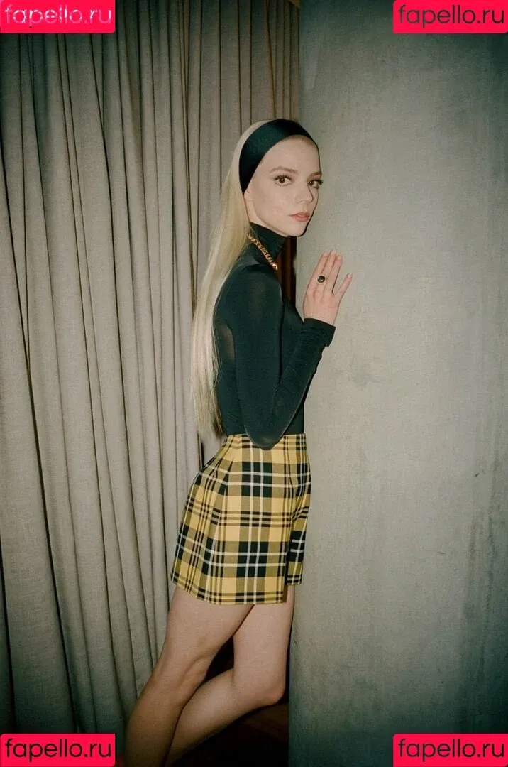 Anya Taylor-Joy Onlyfans Photo Gallery 