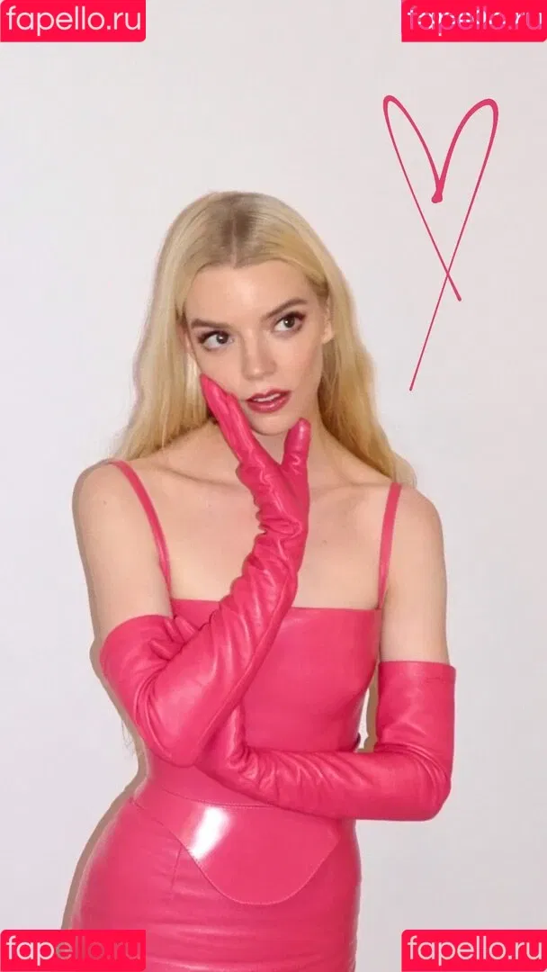 Anya Taylor-Joy Onlyfans Photo Gallery 