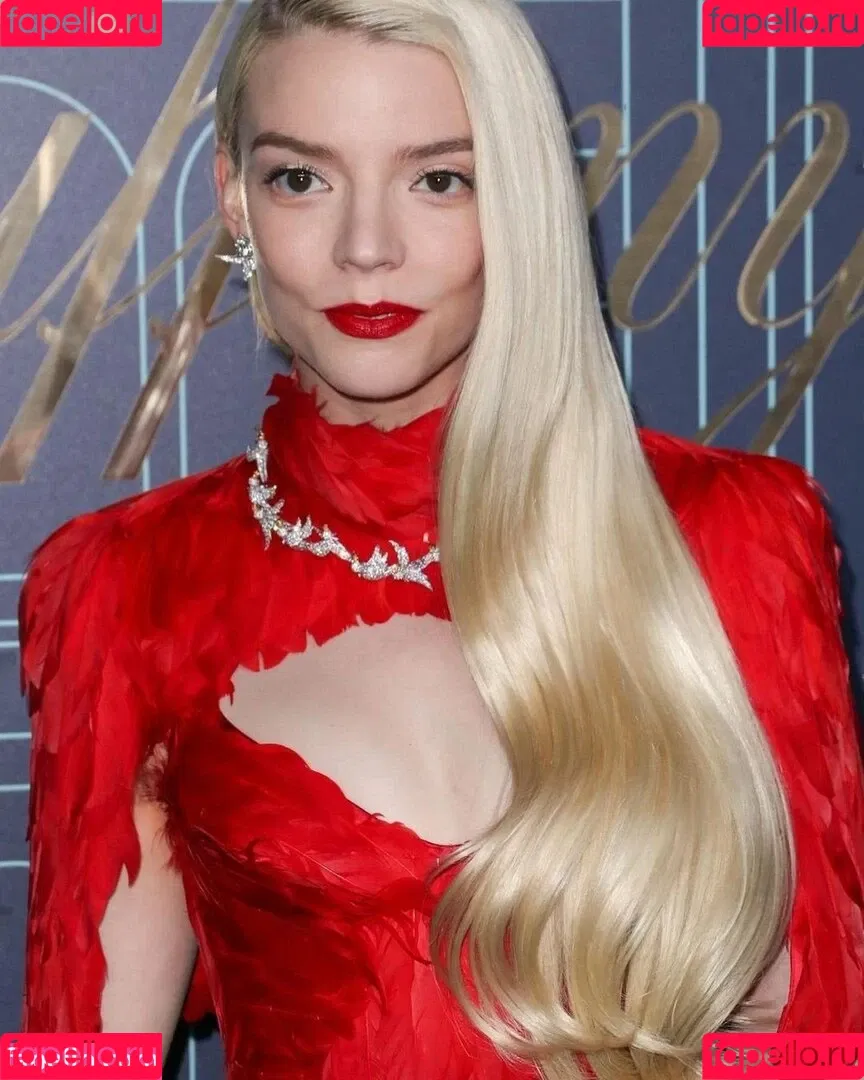 Anya Taylor-Joy Onlyfans Photo Gallery 