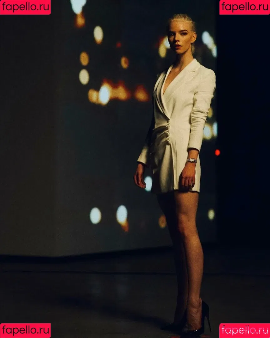 Anya Taylor-Joy Onlyfans Photo Gallery 