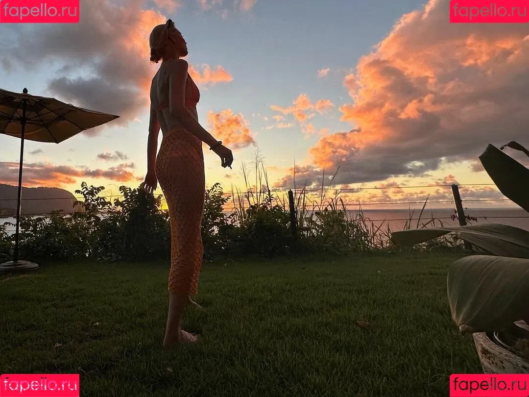 Anya Taylor-Joy Onlyfans Photo Gallery 