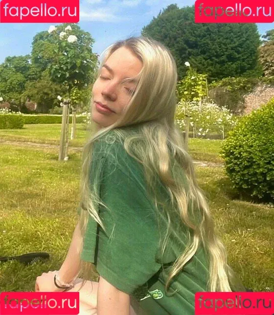 Anya Taylor-Joy Onlyfans Photo Gallery 