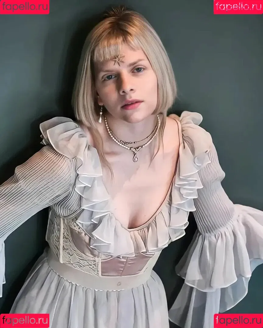Aurora Aksnes Onlyfans Photo Gallery 