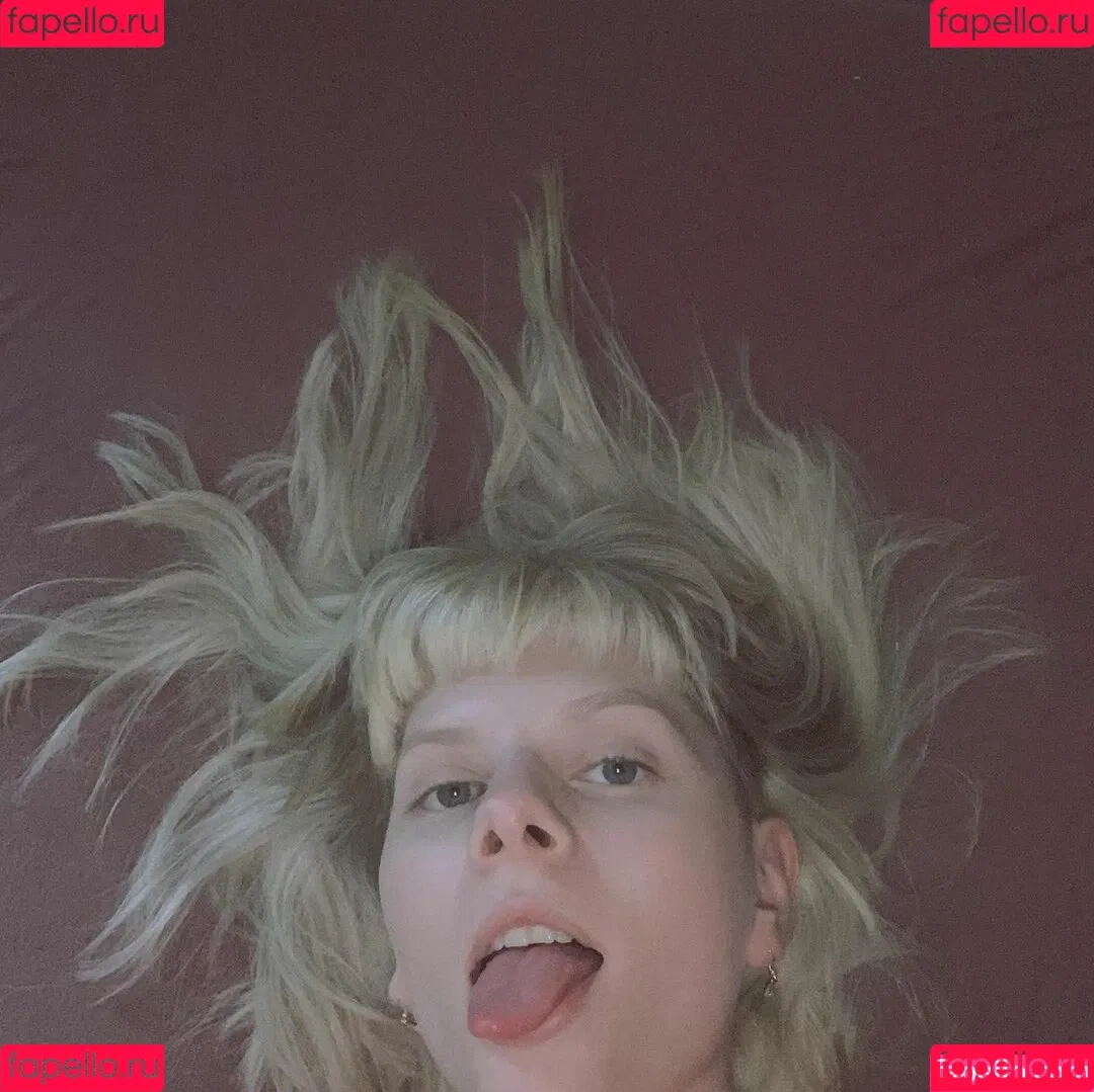 Aurora Aksnes Onlyfans Photo Gallery 