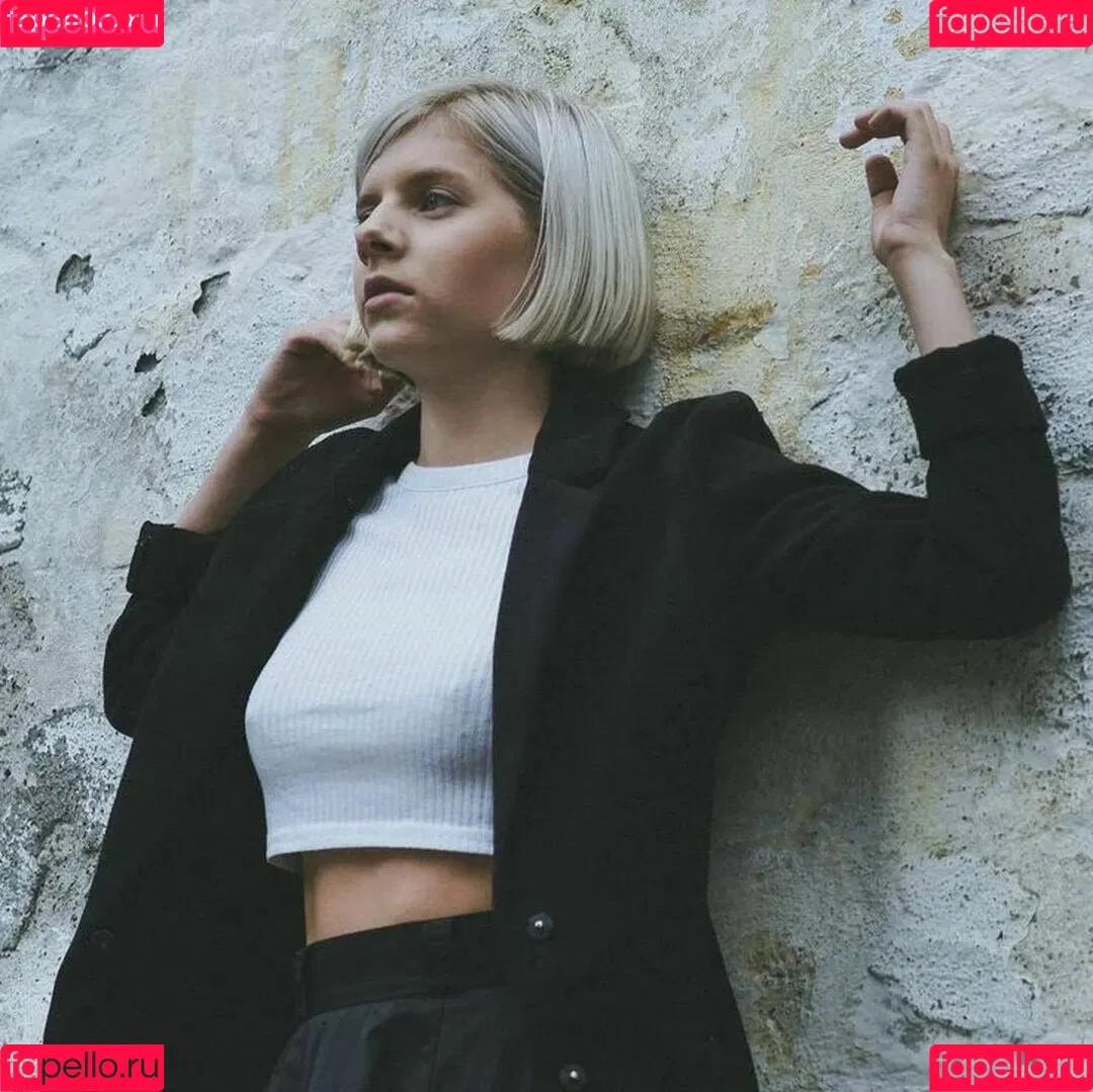 Aurora Aksnes Onlyfans Photo Gallery 